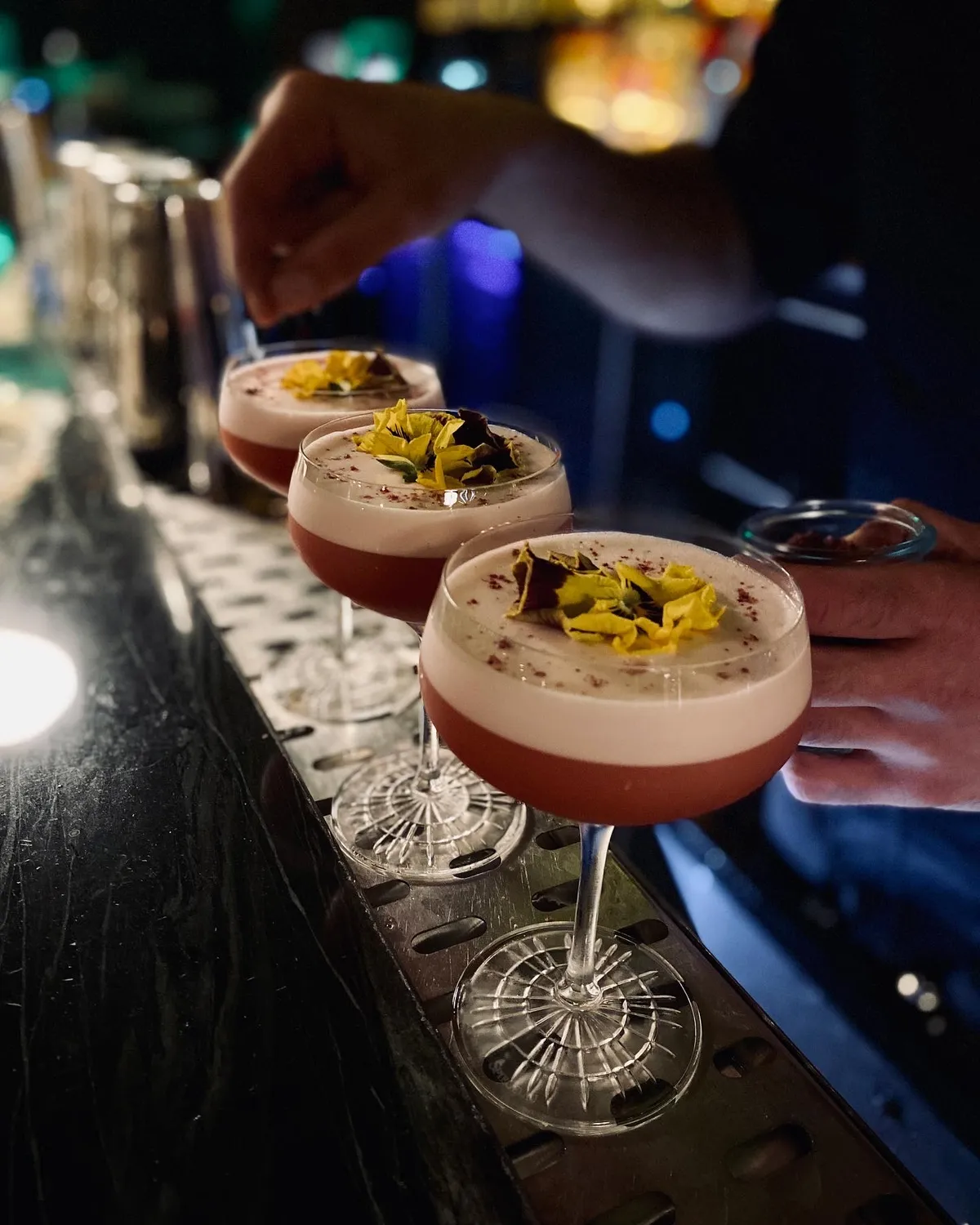 Freshly garnished cocktails at the Au Quai bar